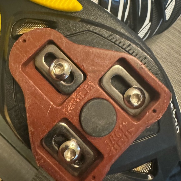 Tiebao women’s bike shoes - Picture 4 of 4